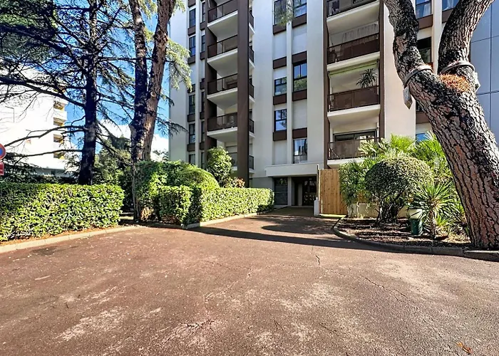 Les Jardins De Lodève, Confortable *